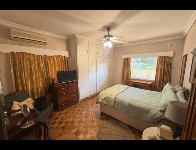 4 BEDROOM HOUSE FOR SALE IN PRESTBURY